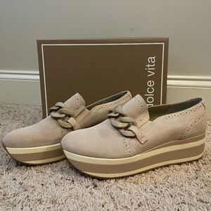 Women's Dolce Vita Sneaker